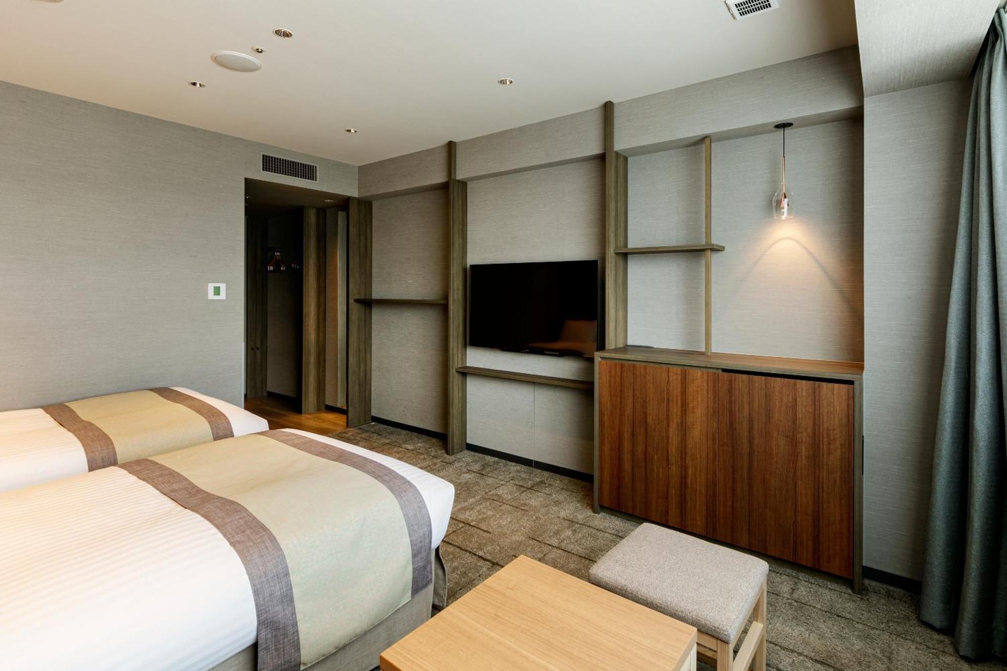 Hotel Vischio Toyama Station Exterior photo